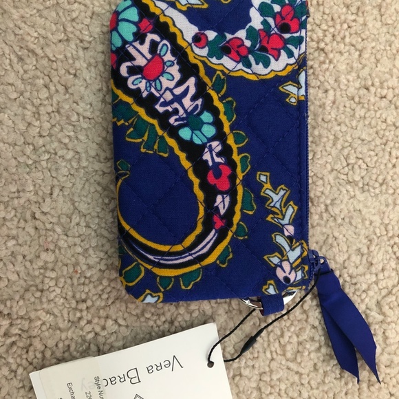 Vera Bradley Zip ID Case and Lanyard - Picture 2 of 5